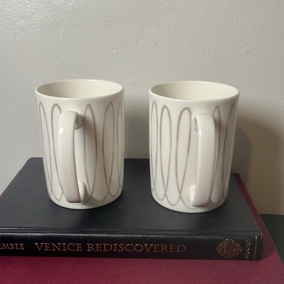 Kate Spade New York Lenox Charlotte Street Grey West Loops Pair of Mugs - Picture 4 of 7